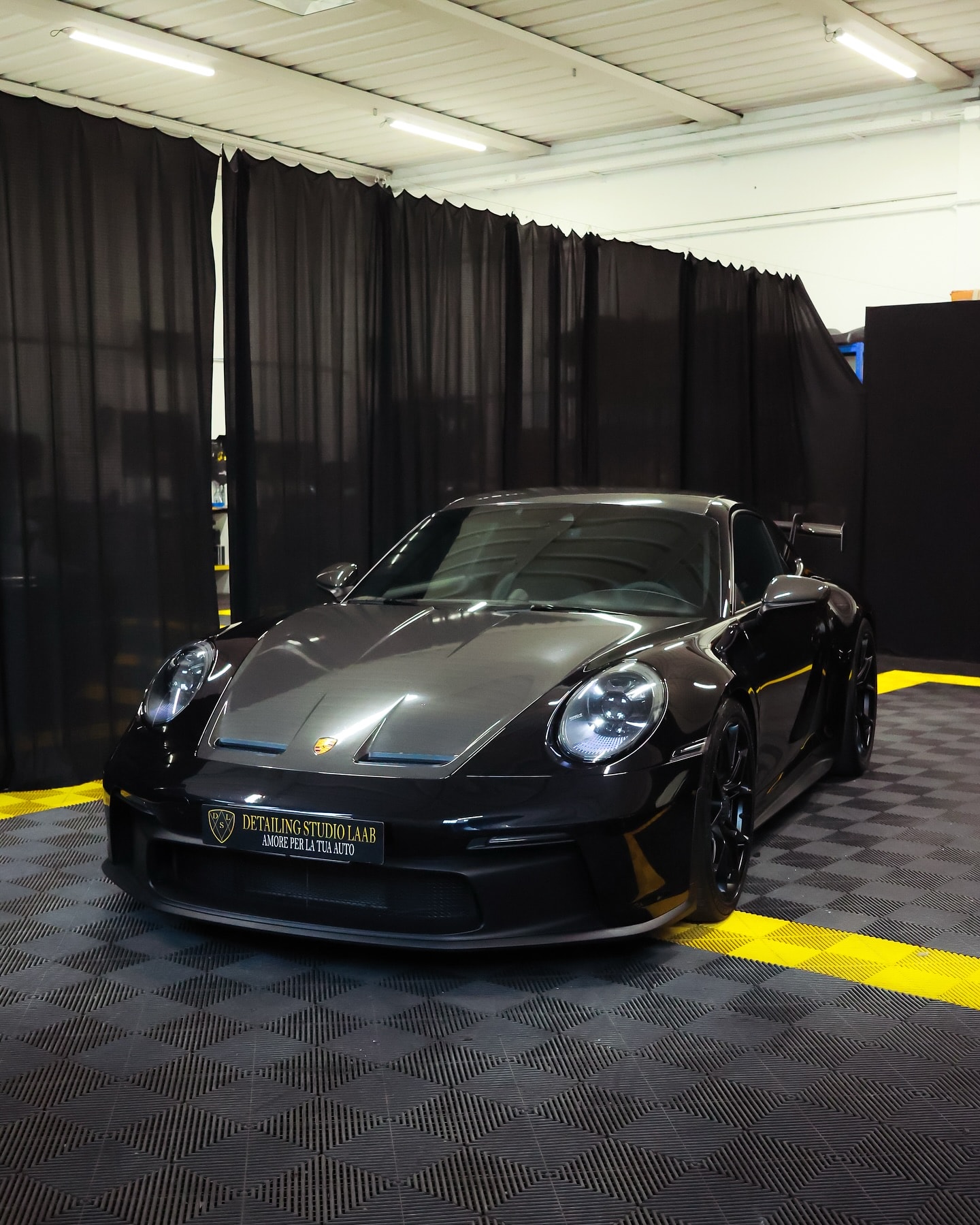 Porsche 911 nera - Laterale